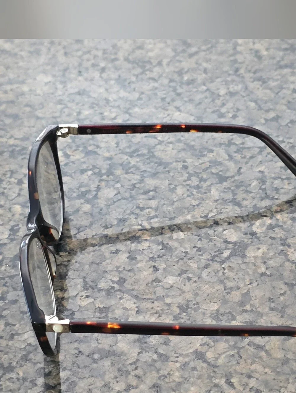 Sensaya SYCF01 eyeglassesdesign in France tortoiseshell colorway Frames only